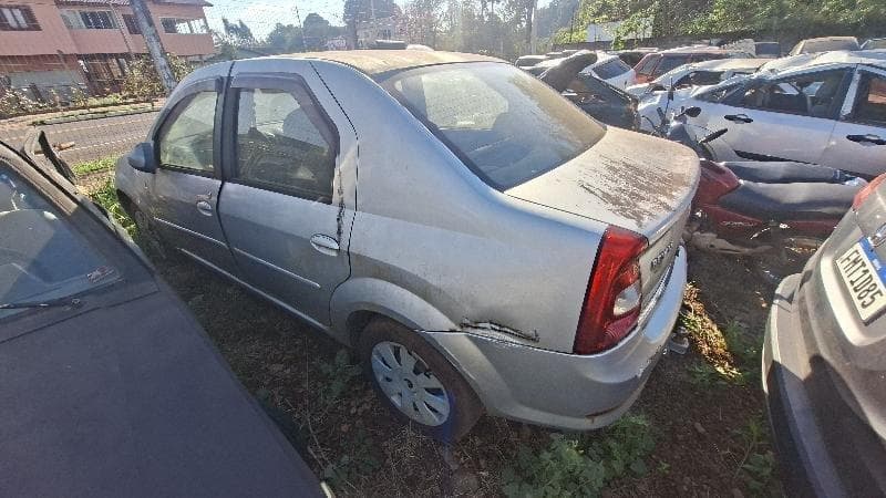 Renault Logan EXP 1016v 2011 — foto 10