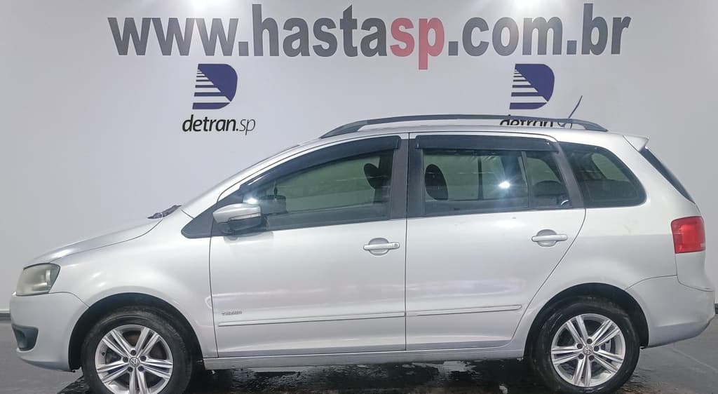 Volkswagen Space FOX 2014 — foto 2