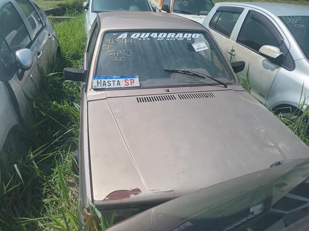Volkswagen GOL 1986, bege