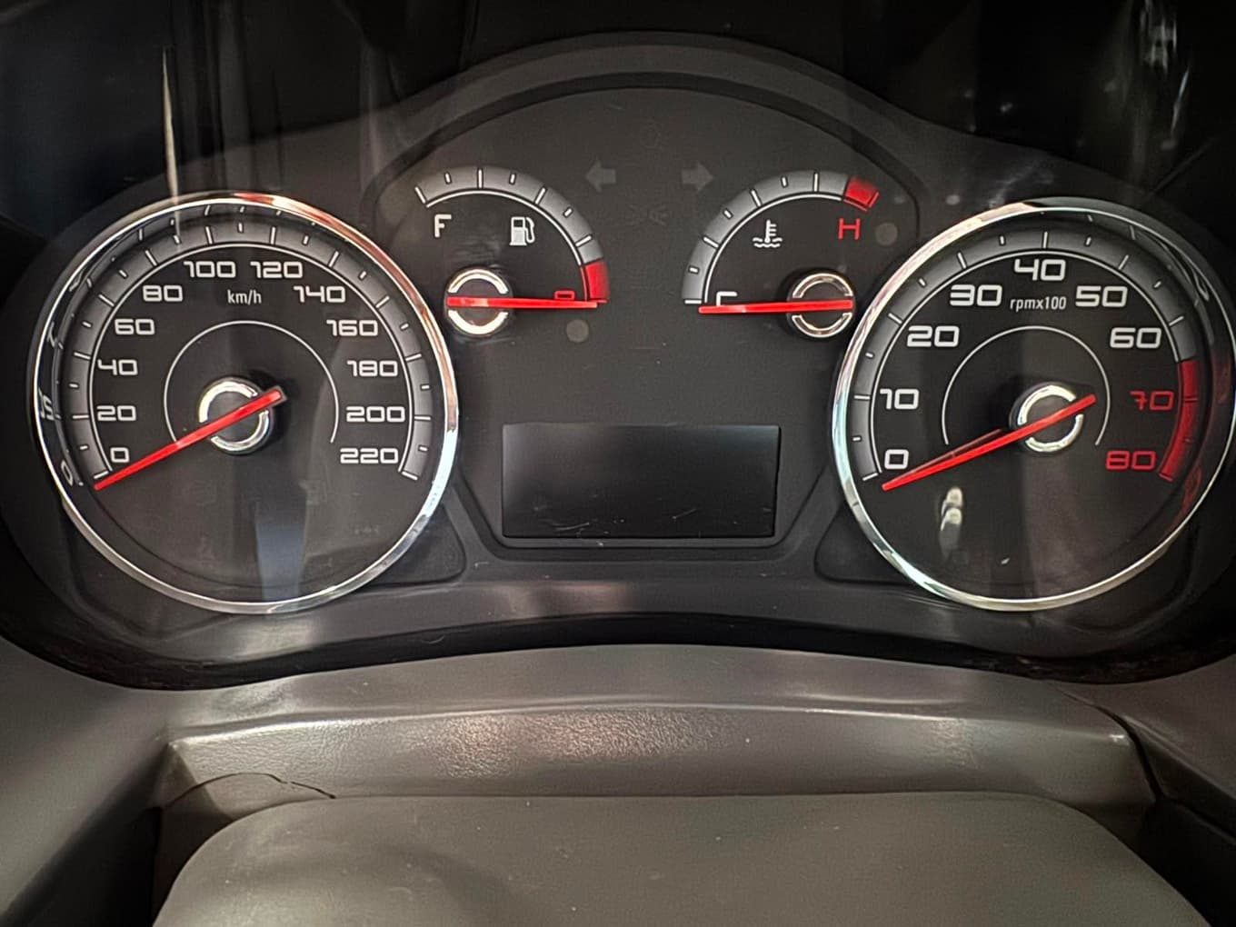 Fiat Siena Essence 1.6 - 2014 — foto 10