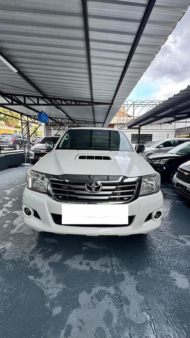 Toyota Hilux 2013 — foto 5