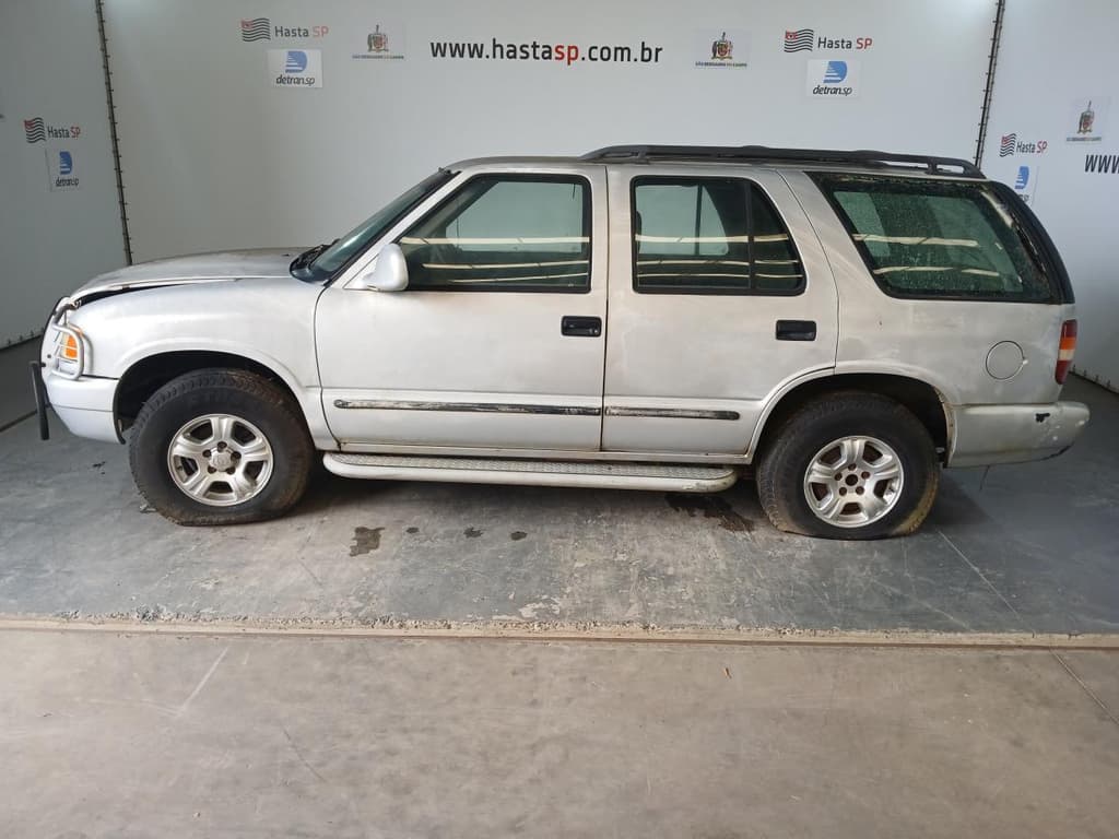 Chevrolet Blazer 1998, prata