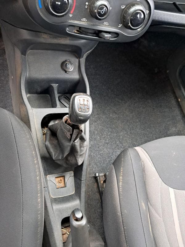 Fiat Uno 2021 — foto 19