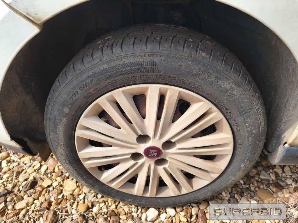 Fiat Siena Attractiv 1.4 2016 — foto 13