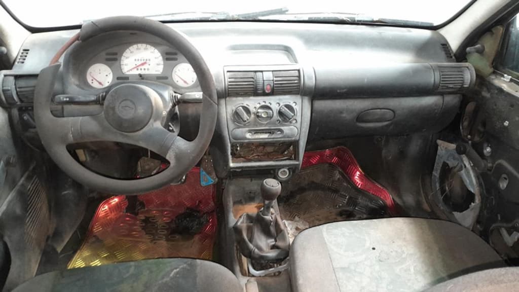 Chevrolet Corsa Mileniun 2002 — foto 1