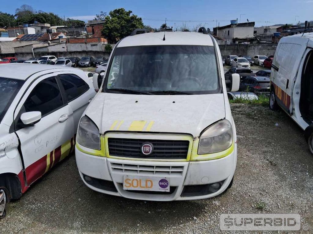 Fiat Doblo Essence 1.8 2016 — foto 15