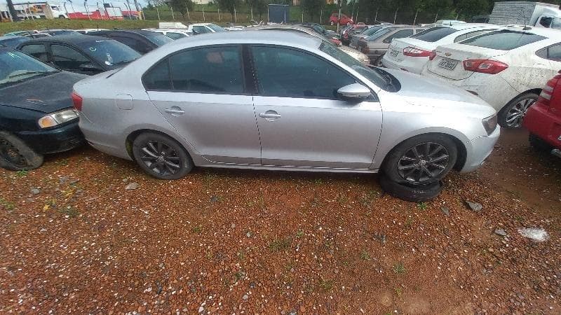 Volkswagen I/vw Jetta 2.0 2011 — foto 1