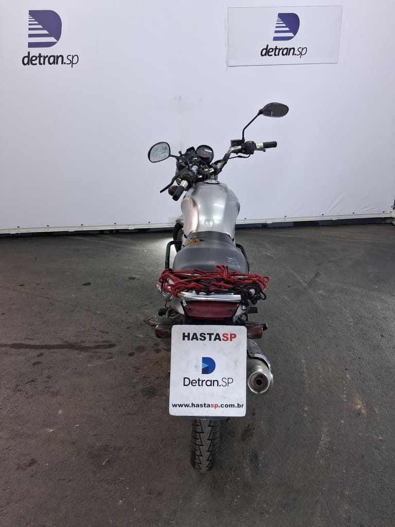 Yamaha YBR 125ed 2006 — foto 4