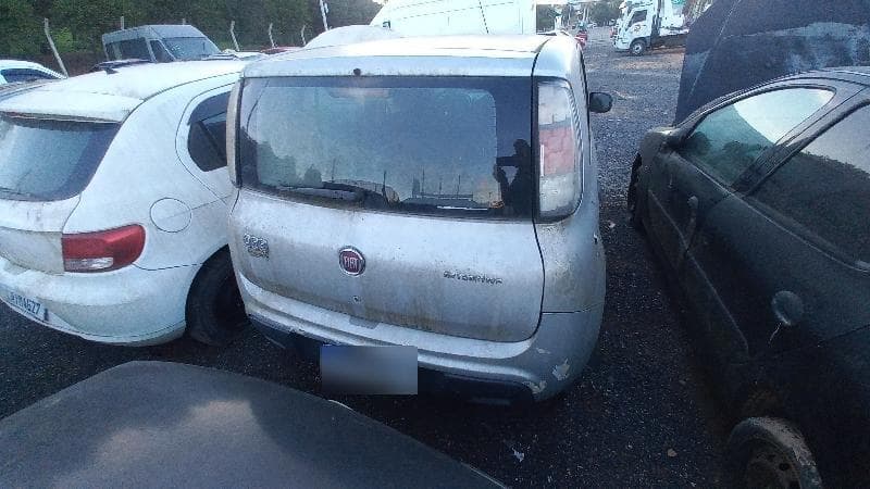 Fiat UNO Attractive 1.0 2015 — foto 9