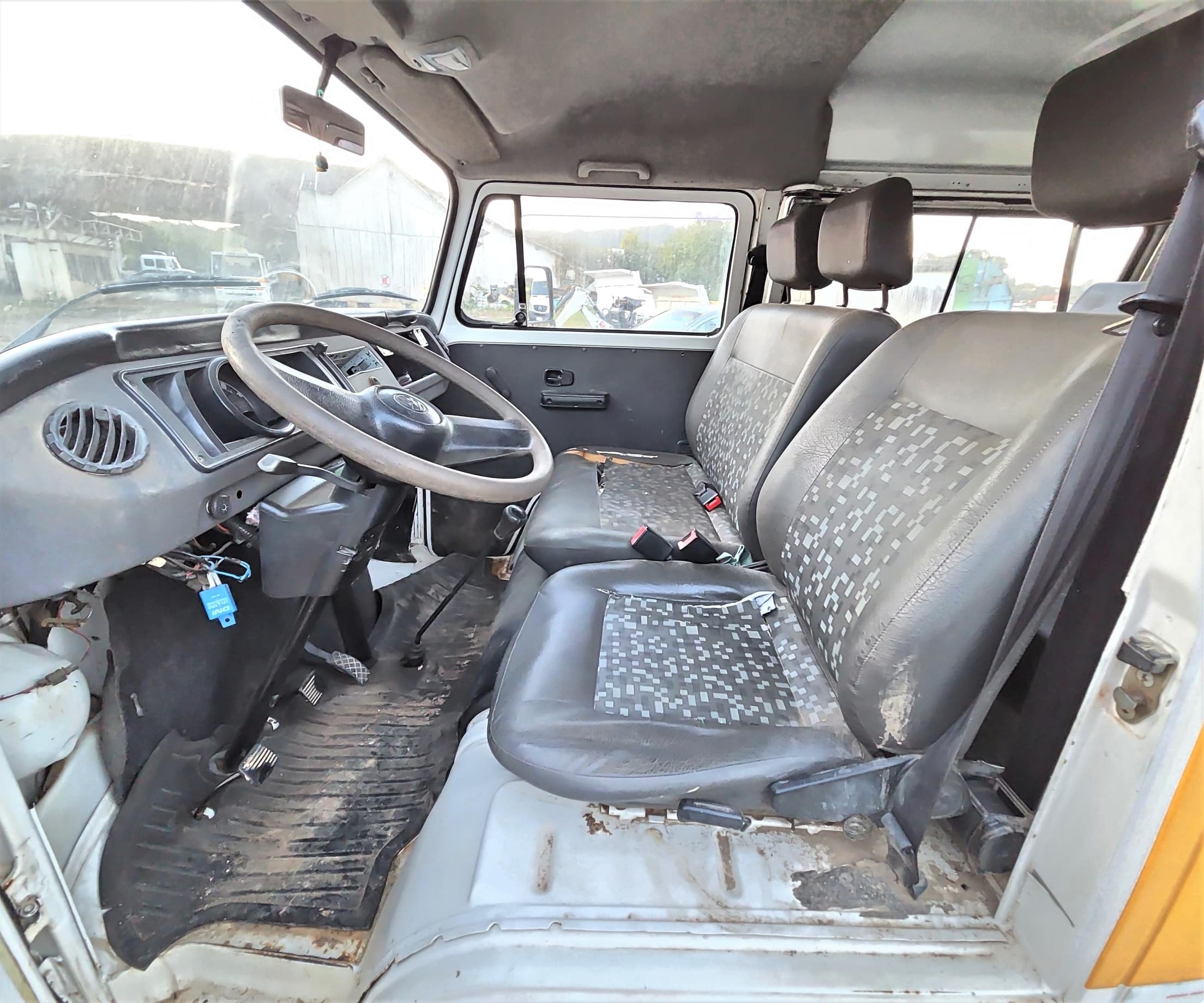 Volkswagen Kombi Escolar 2012 — foto 4