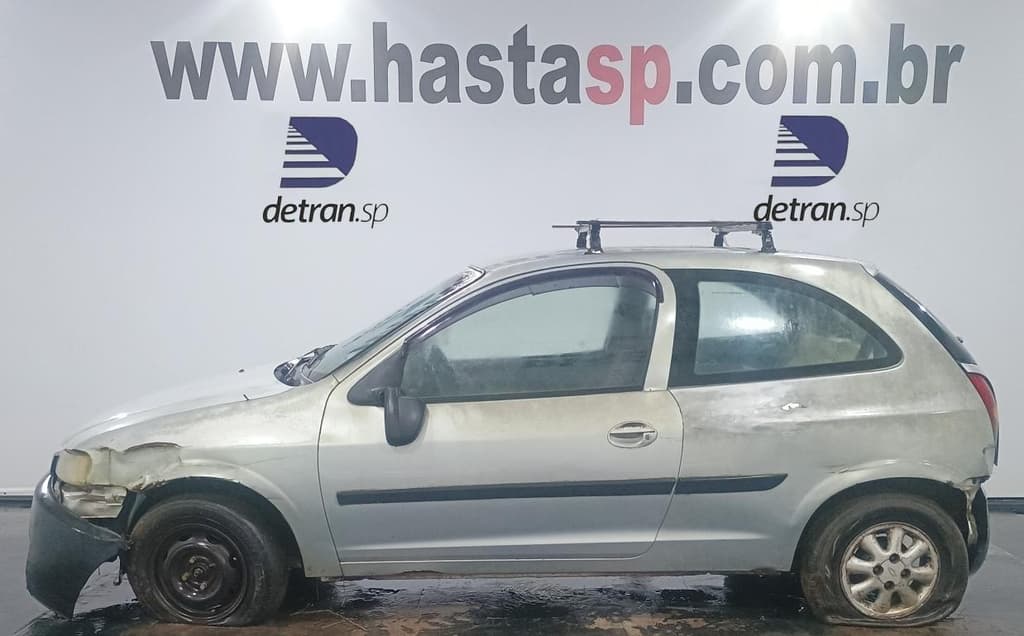 Chevrolet Celta 2001 — foto 2