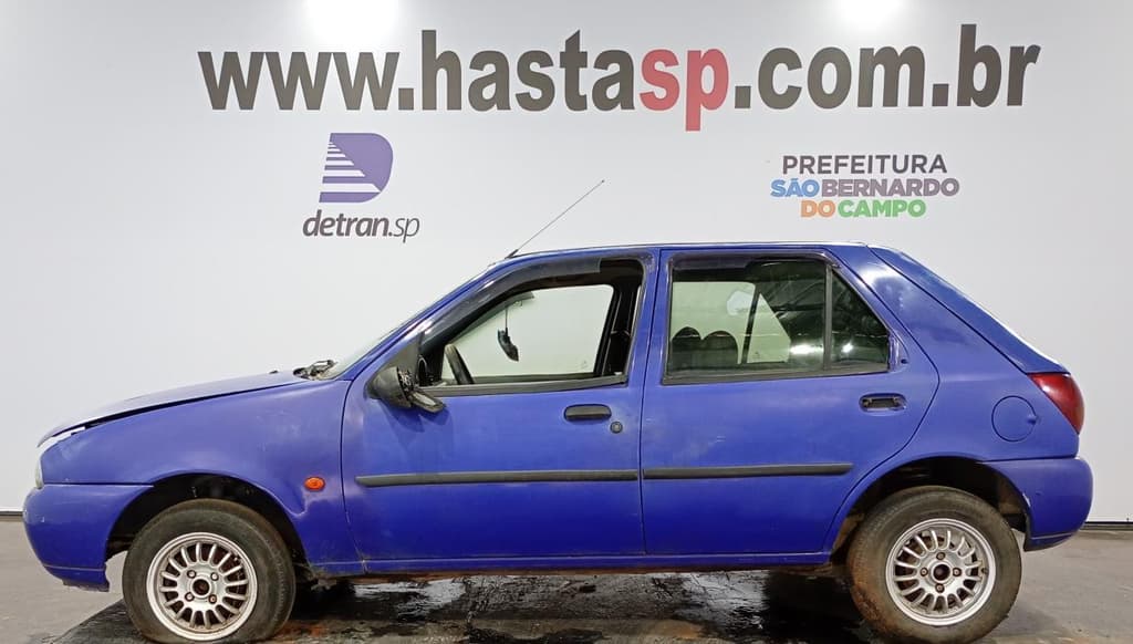 Ford Fiesta CLX 16V 1996 — foto 1
