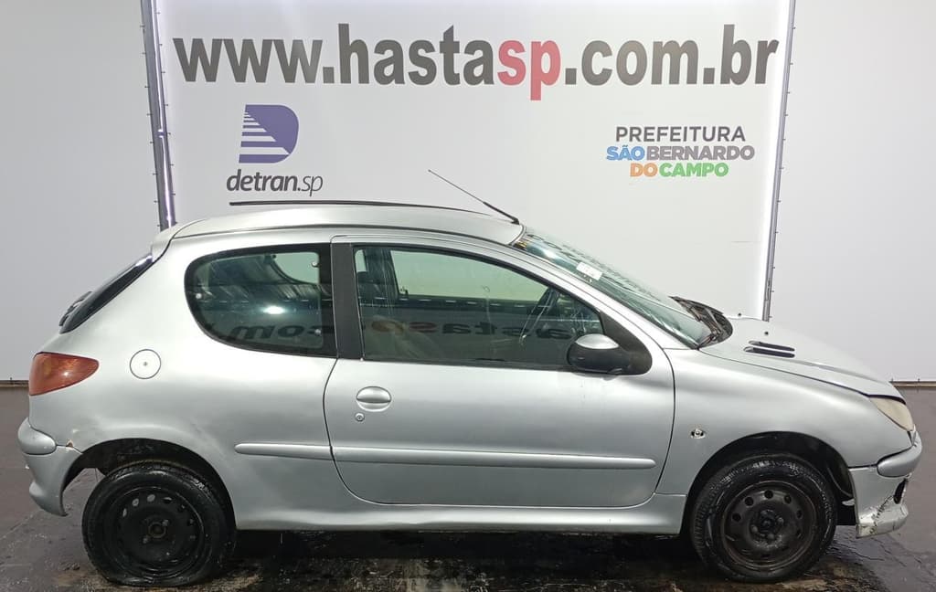 Peugeot 206 Selection 2001, cinza