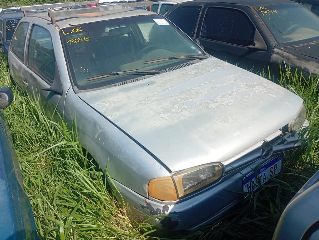 Volkswagen GOL 1000i 1996, prata