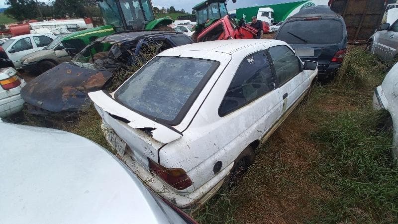 Ford Escort 1.8i GL 1995 — foto 6
