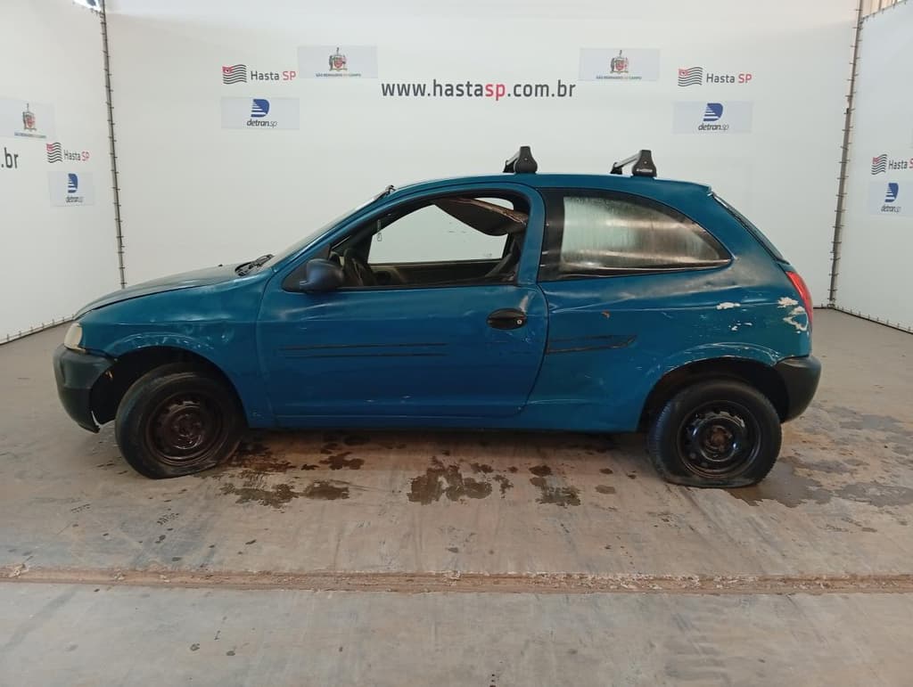 Chevrolet Celta 2001 — foto 2