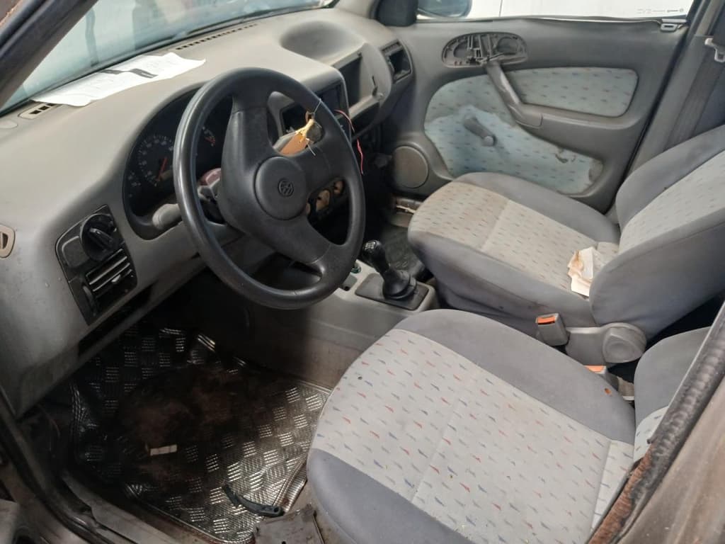 Volkswagen GOL 16V 1999 — foto 3