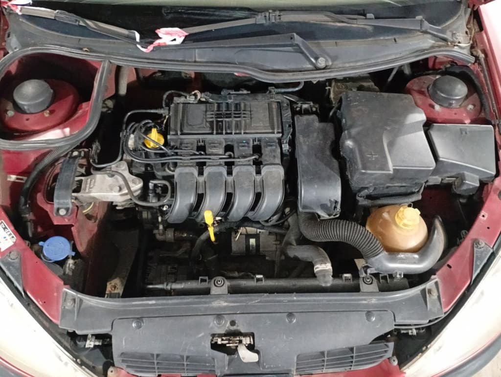 Peugeot 206 10 Sensat 2004 — foto 2