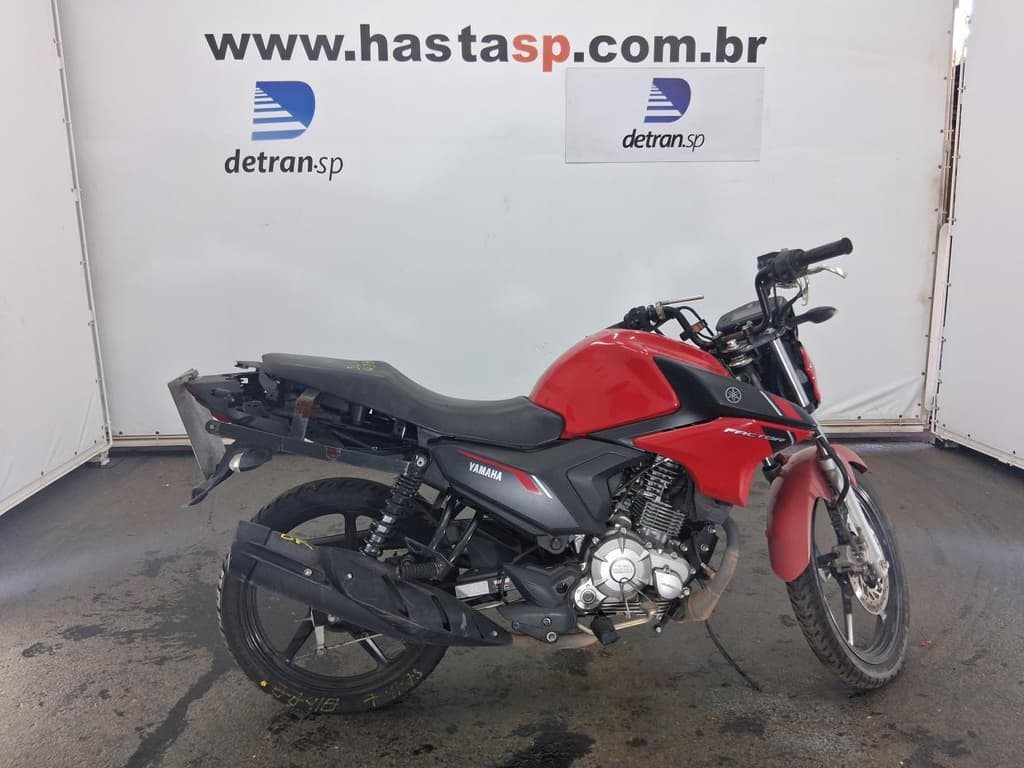 Yamaha Ybr150 Factor 2025, vermelha