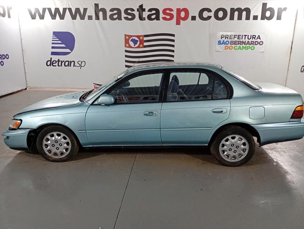 Toyota Corola 1995 — foto 1