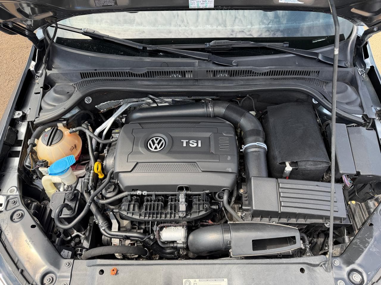 Volkswagen. Jetta 2.0t. 2014 — foto 5