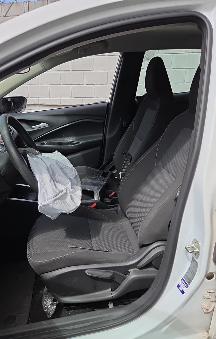 Chevrolet Onix Hatch 1.0 de 2016 — foto 7