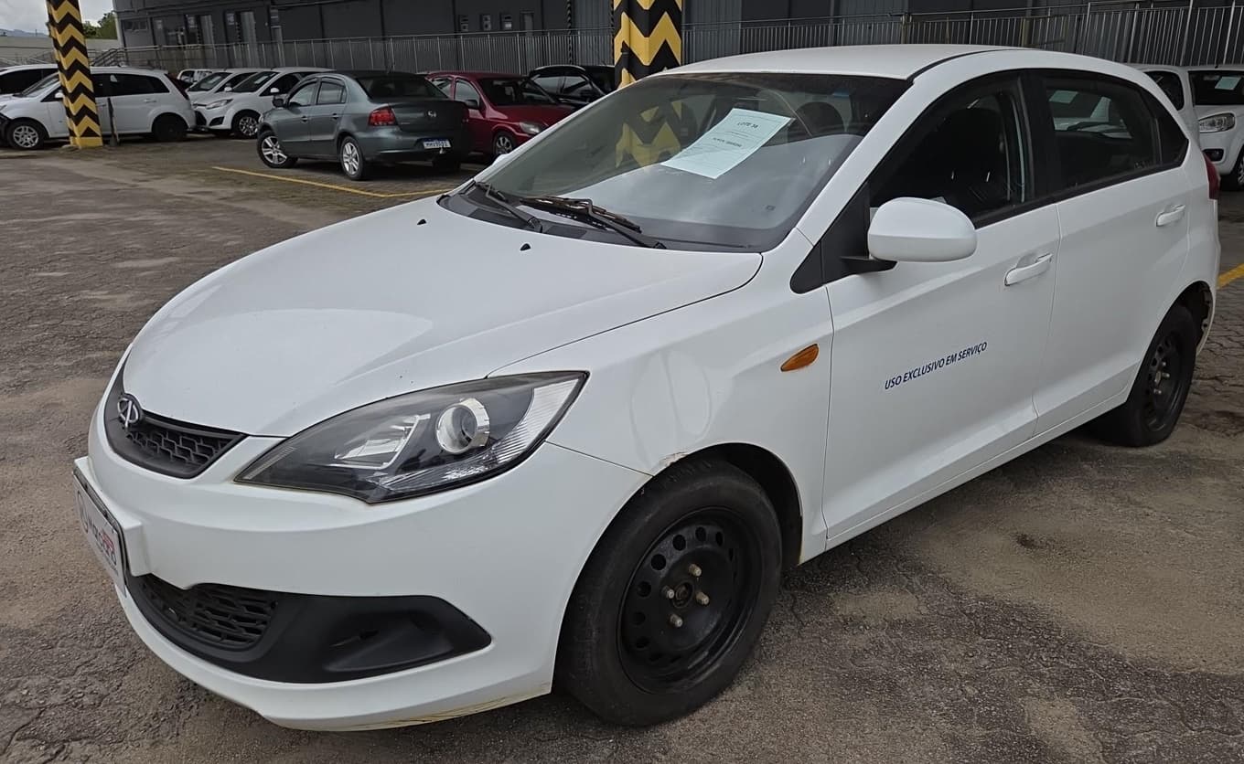 Chery Celer Hatch 1.5 Flex de 2017 — foto 1