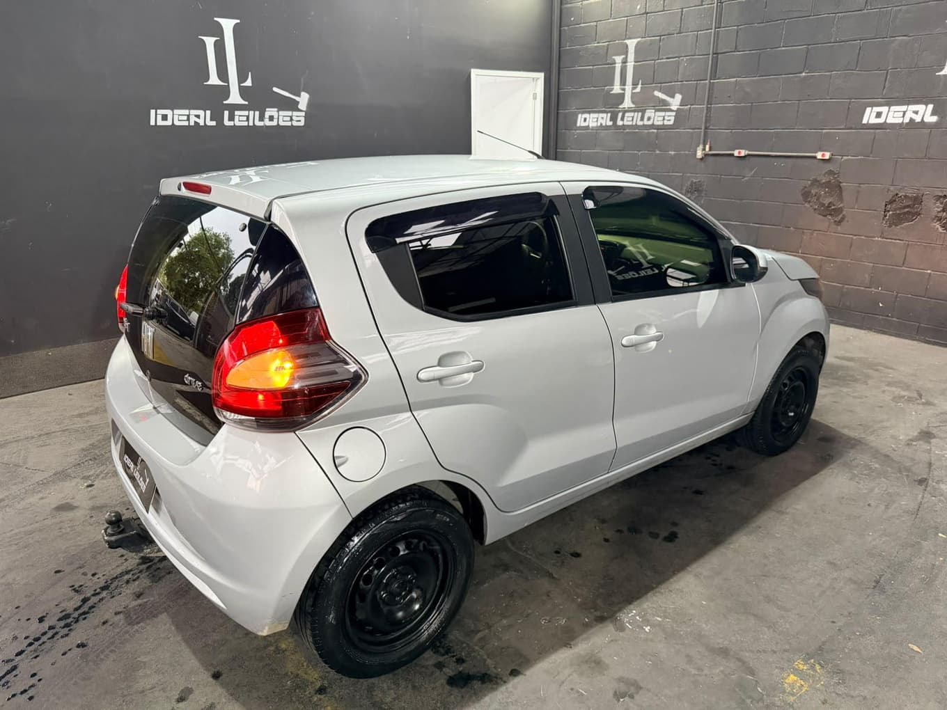 Fiat Mobi 2018 — foto 12