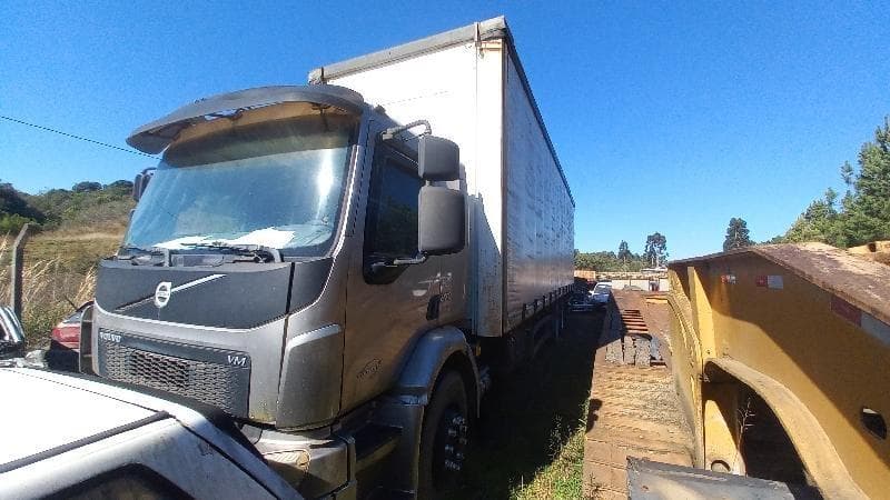 Volvo VM 270 6x2r 2014 — foto 2