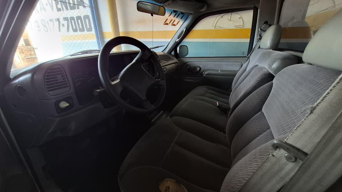 Chevrolet Silverado Conquest HD DLX 4.2 2000 — foto 3