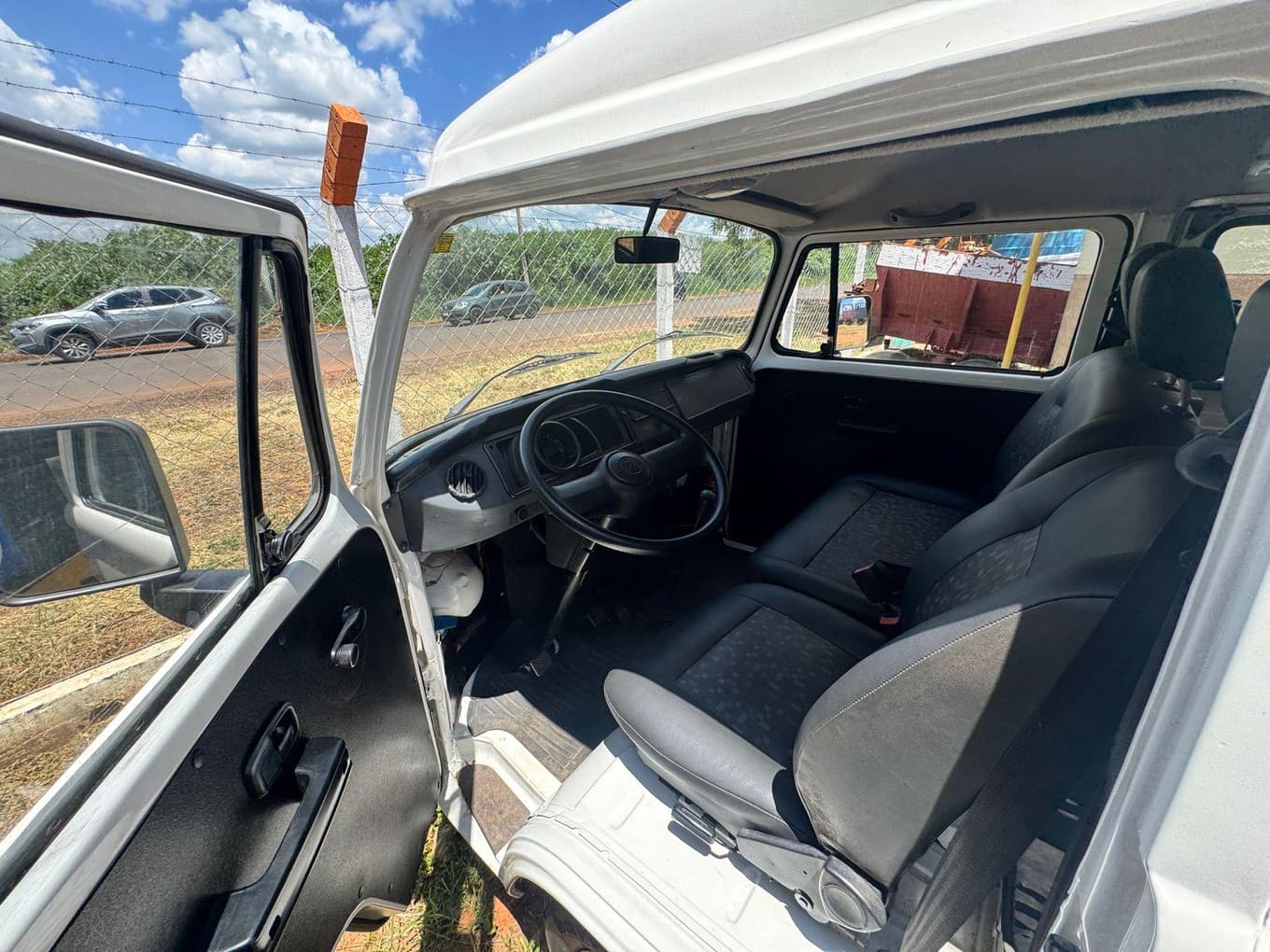 Volkswagen Kombi 2014 — foto 12