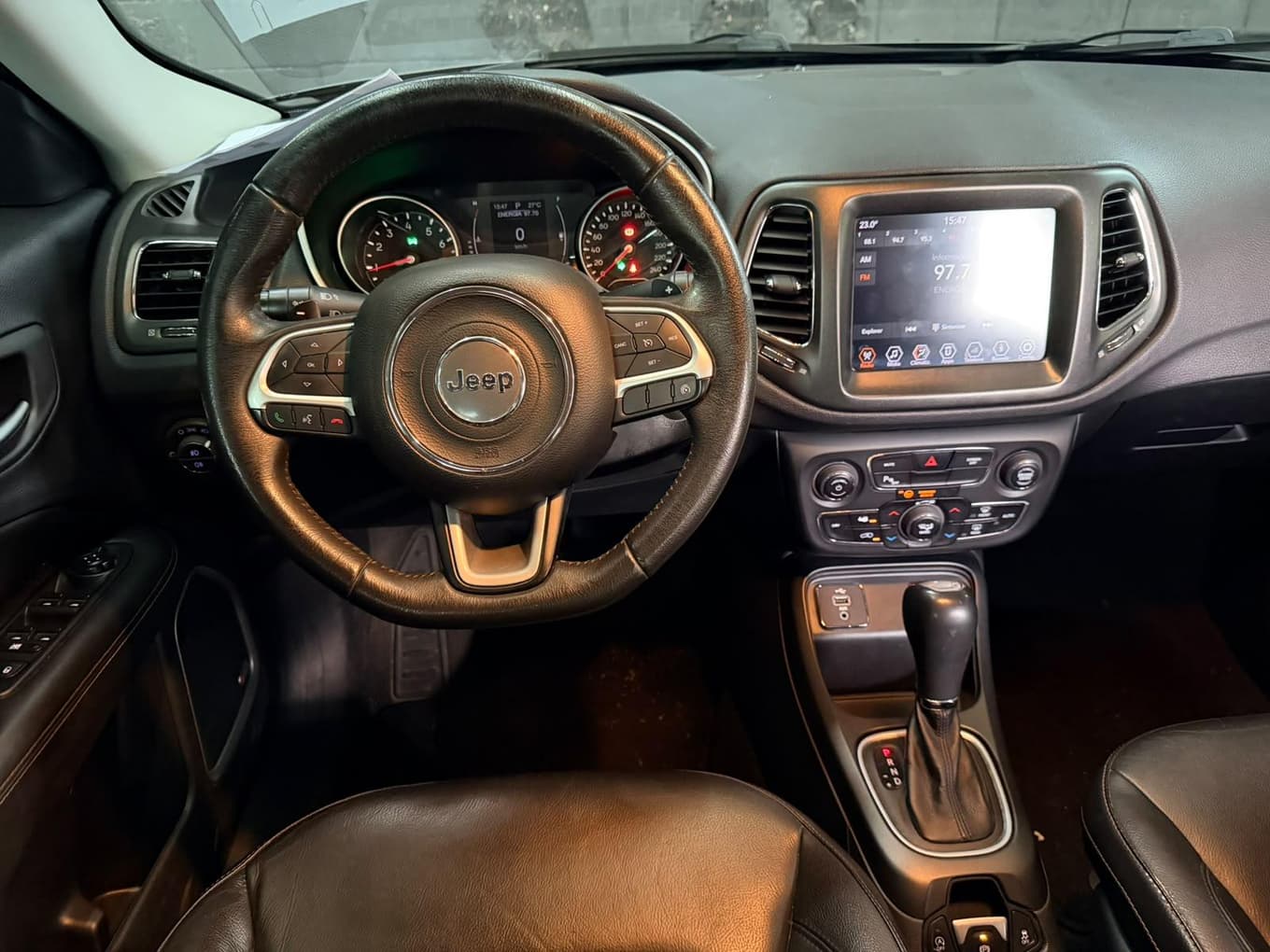 Jeep Compass 2018 — foto 27