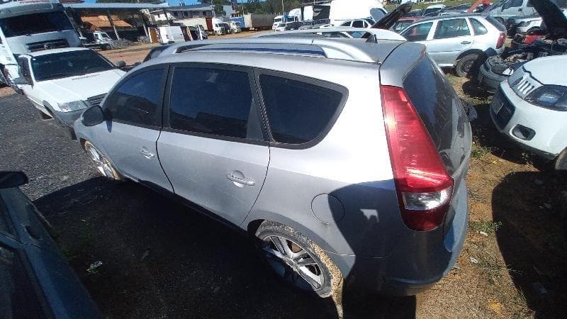 Hyundai I30 Wagon 2010 — foto 4