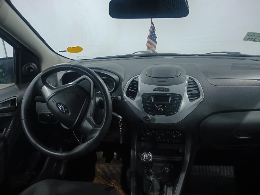 Ford KA SE 1.0 HA B 2015 — foto 5