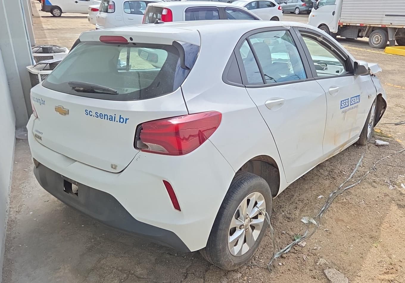 Chevrolet Onix Hatch 1.0 de 2016 — foto 3