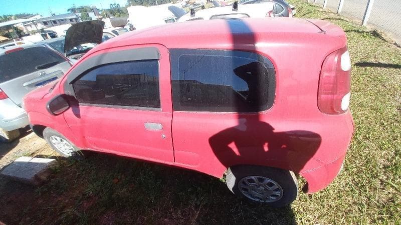 Fiat UNO Vivace 1.0 2013 — foto 3