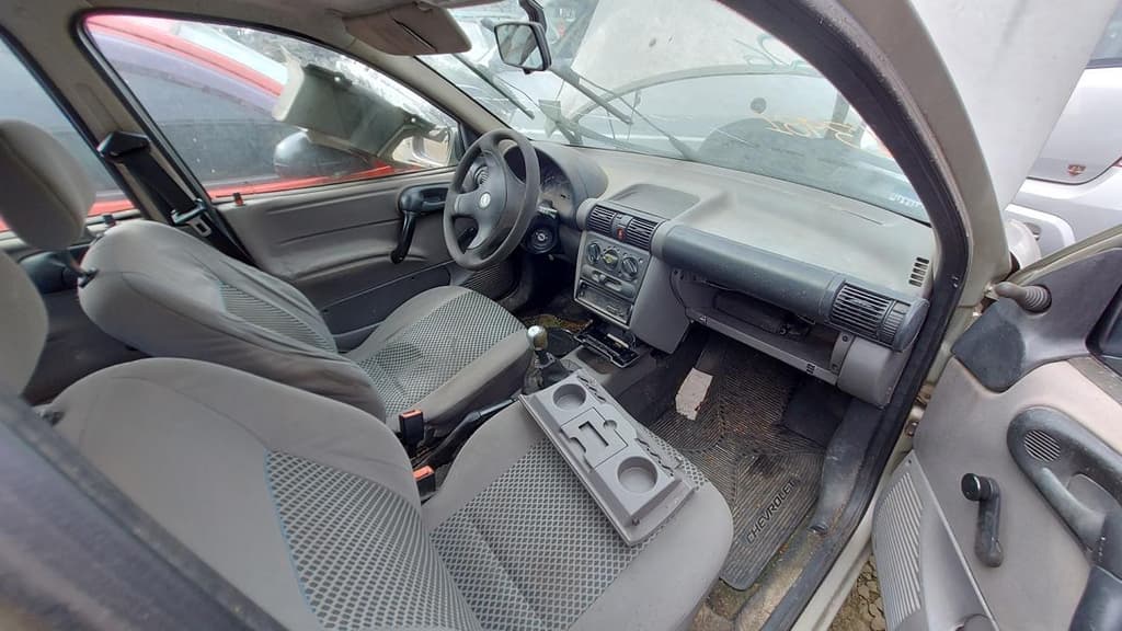 Chevrolet Chevrolet/classic LS 2011 — foto 6