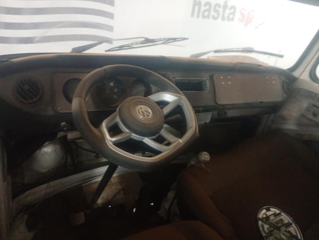 Volkswagen Kombi 1987 — foto 1