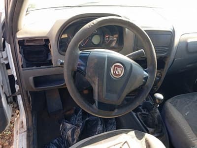 Fiat Strada 2015 — foto 10