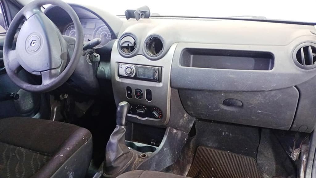 Renault Logan AUT 1016v 2011 — foto 5