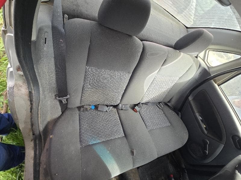 Ford Fiesta Sedan 2005 — foto 12