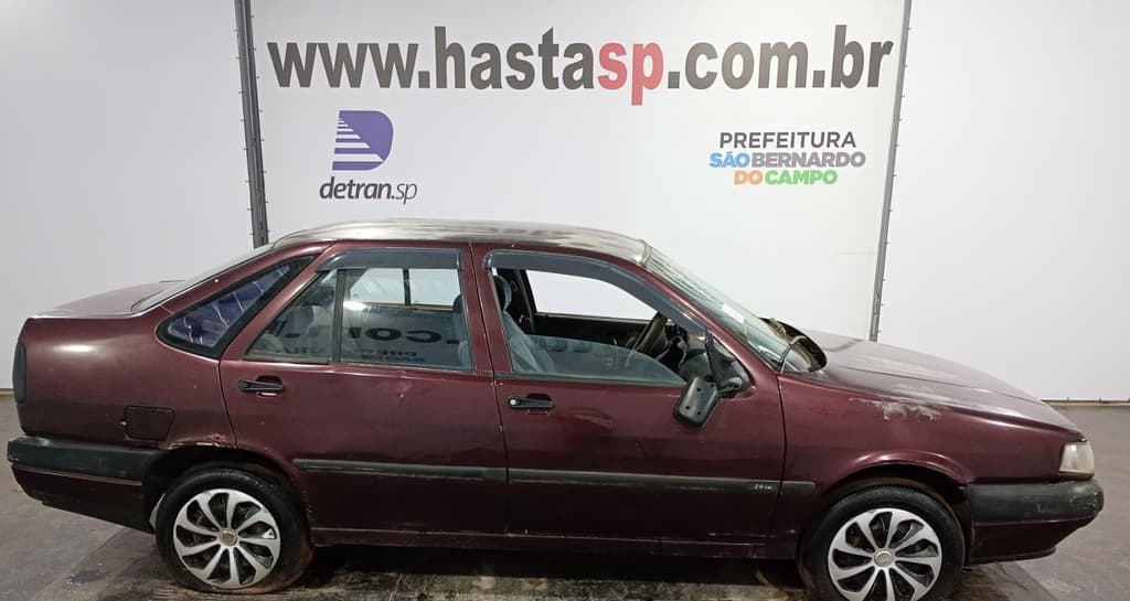 Fiat Tempra IE 1996, vermelha