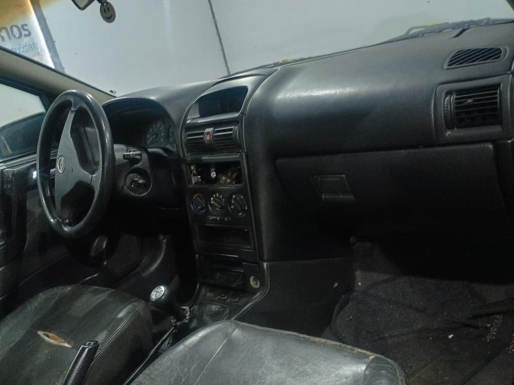 Chevrolet Astra HB 2P Advantage 2005 — foto 4