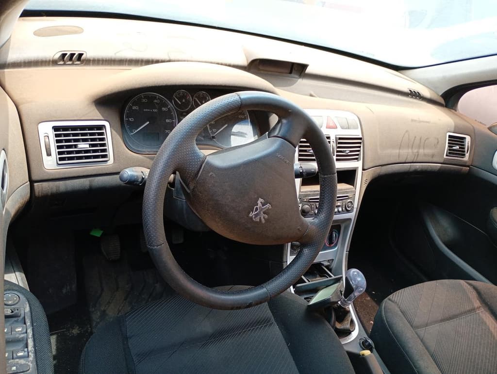 Peugeot 307 2010 — foto 6
