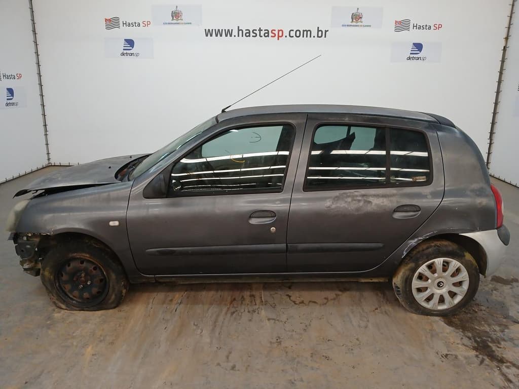 Renault Clio AUT 1.0 H 2003 — foto 1