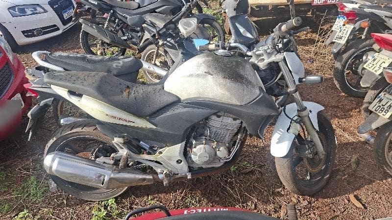 Honda CB 300r 2012 — foto 3