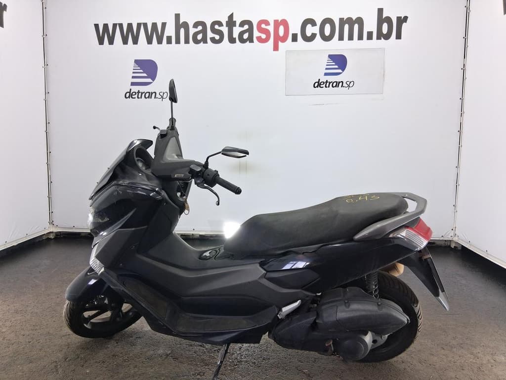 Yamaha Nmax 2018 — foto 2