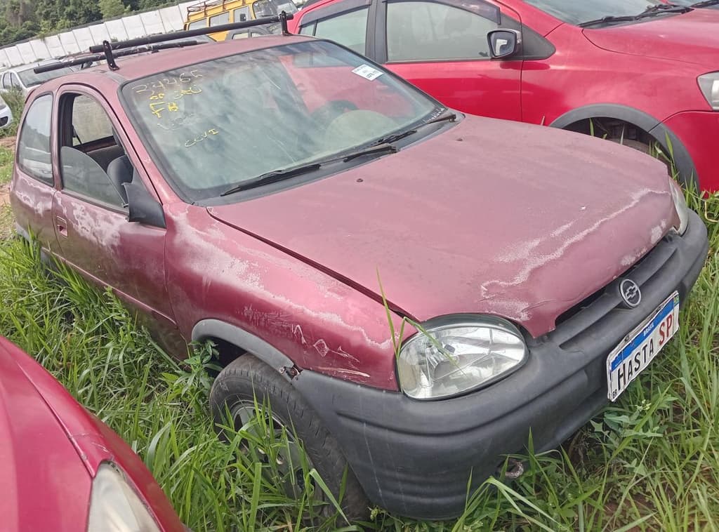 Chevrolet Corsa Wind 1995, vermelha