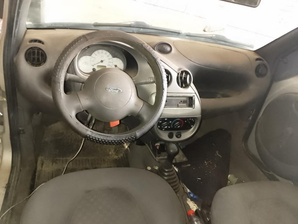 Ford KA GL 2006 — foto 5