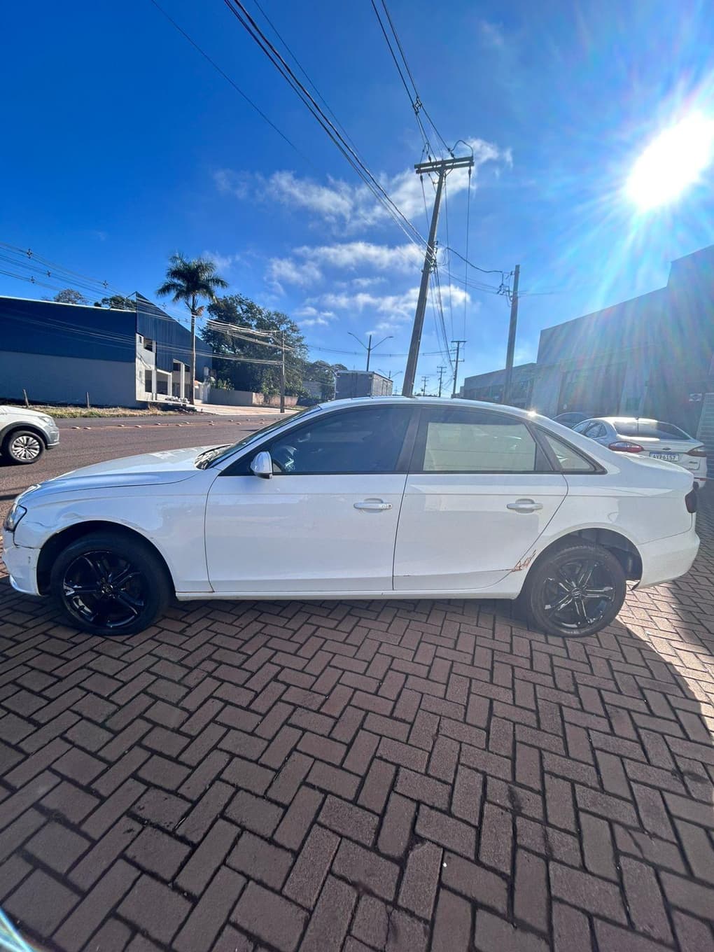 Audi A4 2013 — foto 7